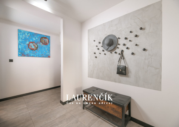 NA PREDAJ | 4-izbový byt s parametrami rodinného domu v Žiline na ul. Lenčova