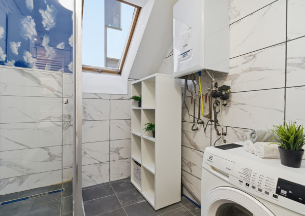 Na predaj 4-izbový mezonetový byt s 2 balkónmi v centre mesta Malacky