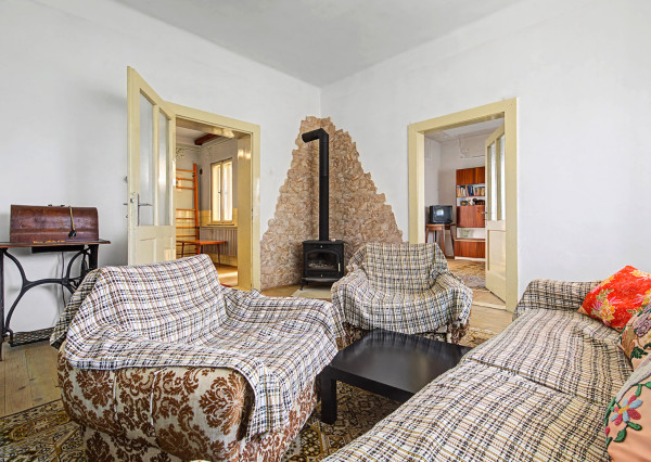 Na predaj dom s veľkým potenciálom v Dlhej nad Váhom - Šaľa