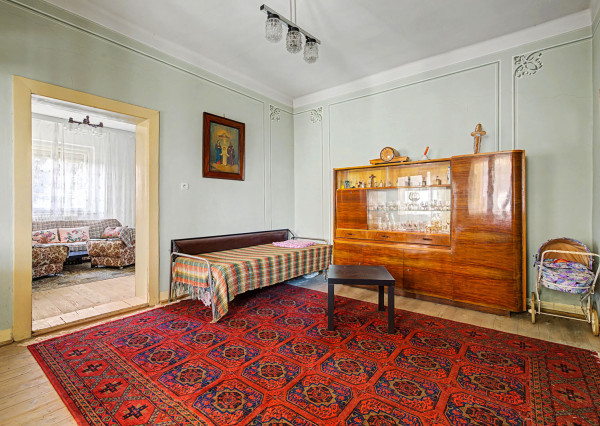 Na predaj dom s veľkým potenciálom v Dlhej nad Váhom - Šaľa