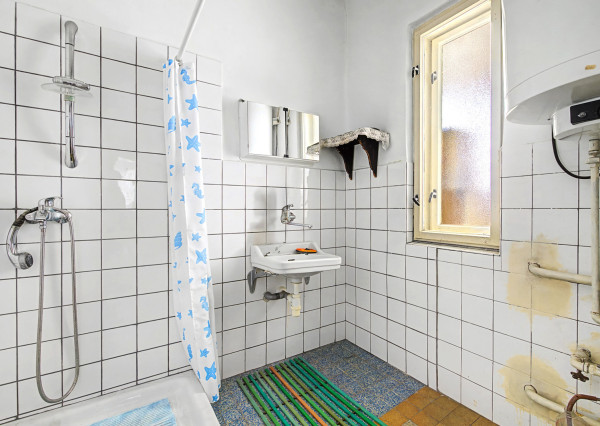 Na predaj dom s veľkým potenciálom v Dlhej nad Váhom - Šaľa