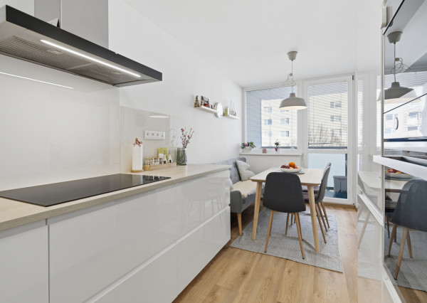 Na predaj 4-izbový byt v centre Stupavy