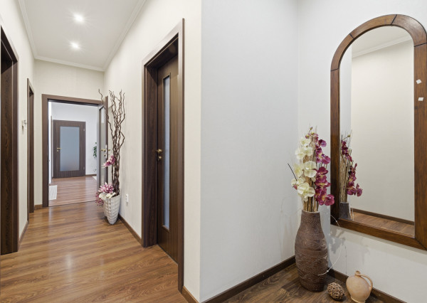 Na predaj rodinný dom s veľkorysým pozemkom v obci Kyselica