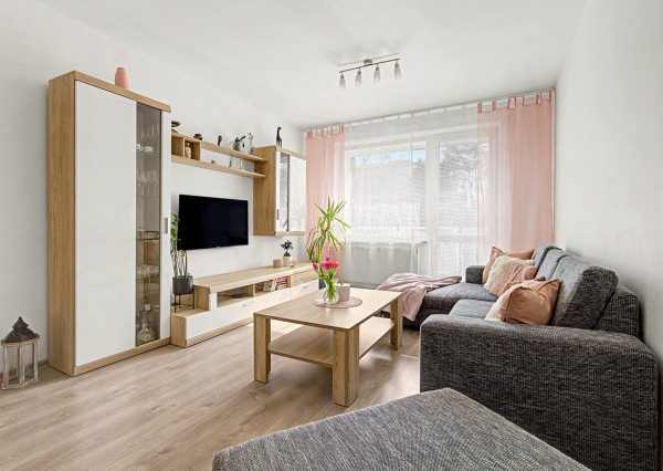 Na predaj veľkometrážny 3-izbový byt v Martine - Priekopa