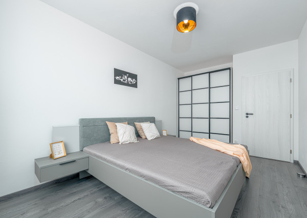 Na prenájom 2-izbový byt v Ivanke pri Dunaji