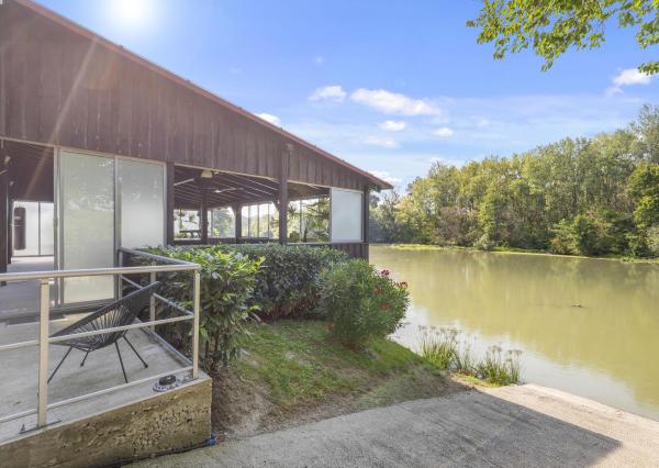 Na predaj penzión pre podnikanie aj bývanie pri Malom Dunaji