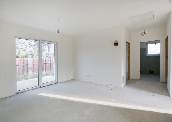 Na predaj rekreačnú chatu s pozemkom v obci Blahová-Madarász