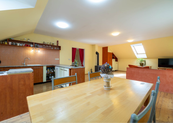 Na predaj rekreačný rezort v chránenej oblasti Bielych Karpát