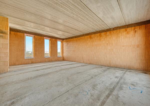 Na predaj administratívno-skladový objekt pri Trnave, v obci Zavar