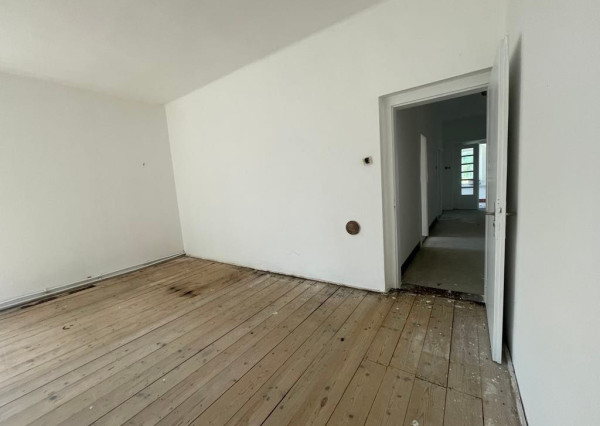 Exklzívne na predaj veľký 7 izb. RD- Partizánske / Veľké Bielice