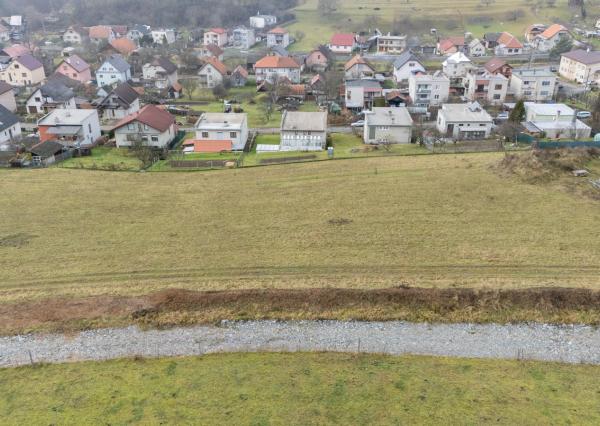 Na predaj investičný pozemok v obci Hrabičov