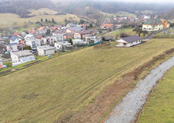 Na predaj investičný pozemok v obci Hrabičov