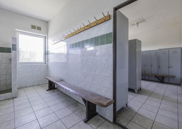 Na predaj výrobná hala s administratívnou časťou pri Lučenci