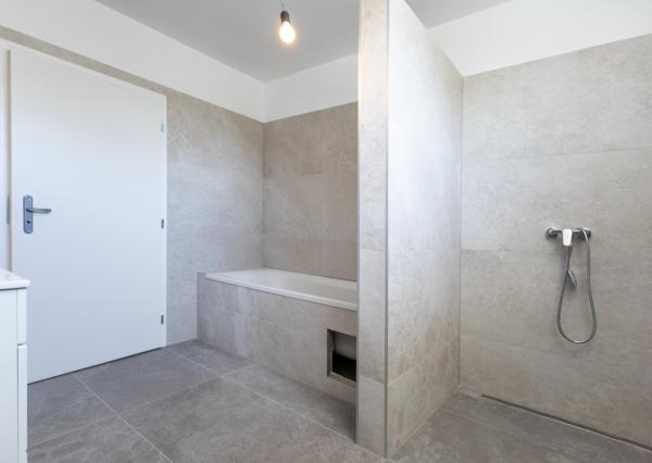 Na predaj 4 izbová bytová jednotka v dvojdome v Lehniciach