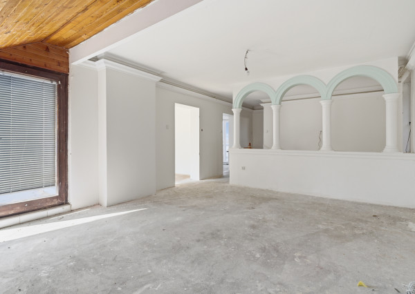 Na predaj 5-izbový rodinný dom v Hamuliakove