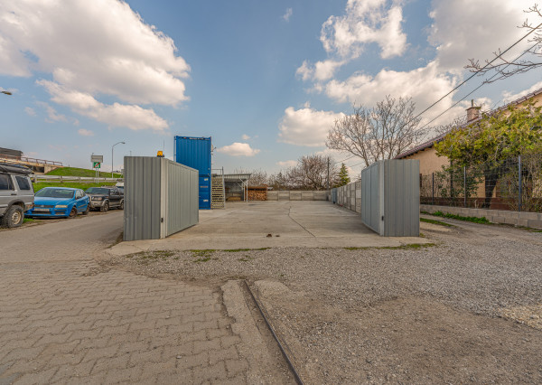 Na prenájom obchodný priestor v Ružinove