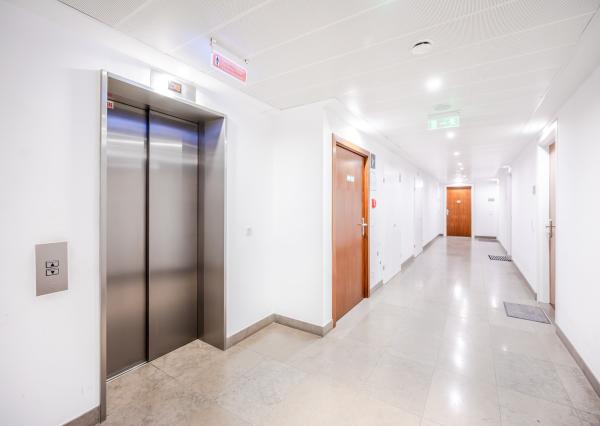 Prenájom - 3i byt s terasou a parkovacím státím v Eurovea