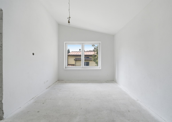 Výnimočné bývanie pod lesom - 5-izbový rodinný dom Limbach so záhradou