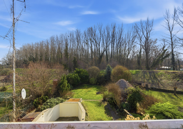 Na predaj 5-izbový rodinný dom v Hamuliakove