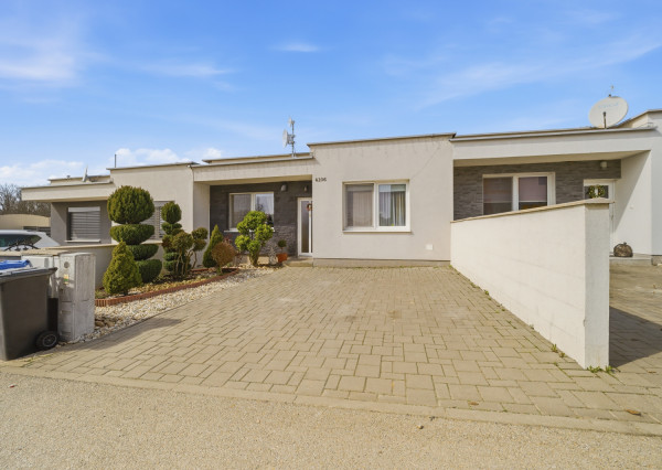 Na predaj moderný 4-izbový rodinný dom v Cabaj-Čápore