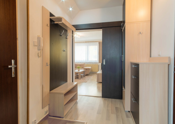 Na prenájom zariadený 2- izbovvý byt v Levoči