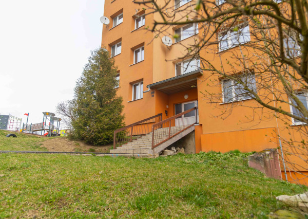 Na prenájom zariadený 2- izbovvý byt v Levoči