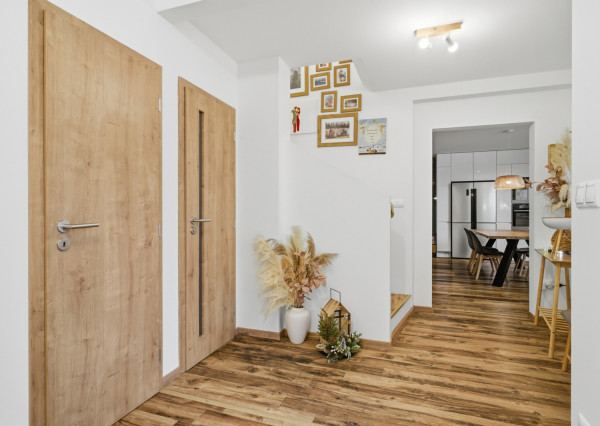 Na predaj výnimočný rodinný dom s bazénom v Dunajskej Lužnej