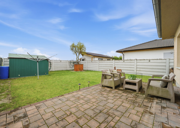 Na predaj novostavba radového rodinného domu v obci Láb