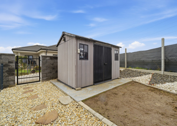 Na predaj rodinný dom s krásnou záhradou v obci Hrubý Šúr