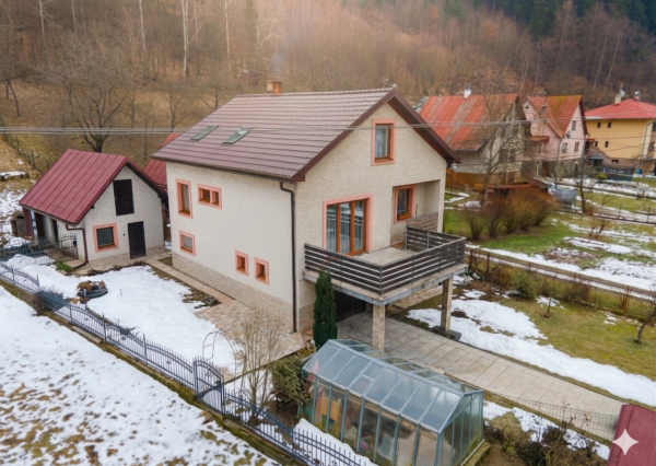 Na predaj rodinný dom vo Veľkom Rovnom