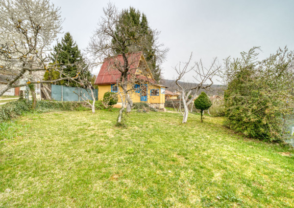 Na predaj záhrada s chatkou v obci Dolné Štitáre