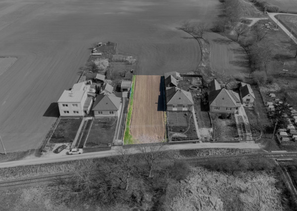 Na predaj pozemok v intraviláne obce Malé Zálužie