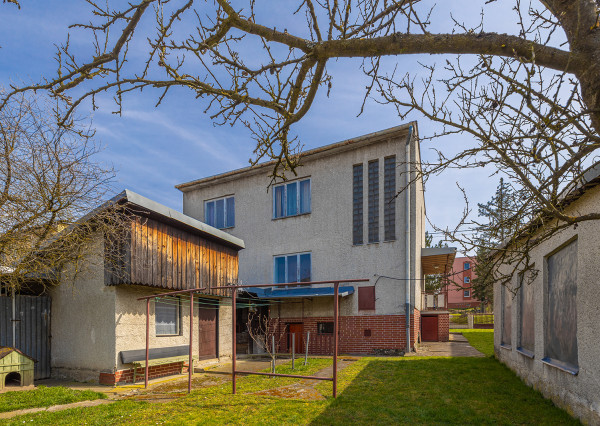 Na predaj viacgeneračný rodinný dom s potenciálom v Stropkove