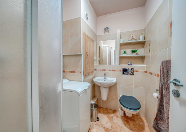 Na prenájom 1-izbový byt v Senci