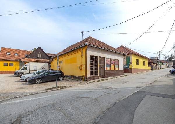 Na predaj komerčné priestory v Rožňave.