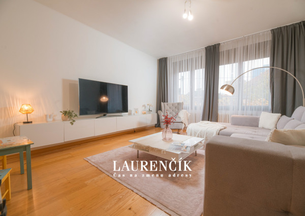 NA PREDAJ | RODINNÝ DOM VO VYHĽADÁVANEJ LOKALITE | TRENČÍN - KÚTY