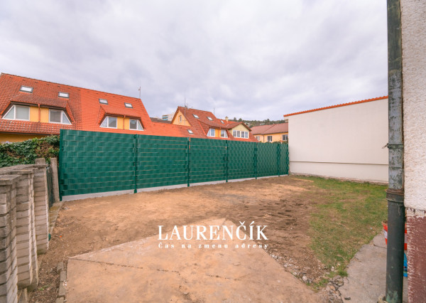 NA PREDAJ | RODINNÝ DOM VO VYHĽADÁVANEJ LOKALITE | TRENČÍN - KÚTY