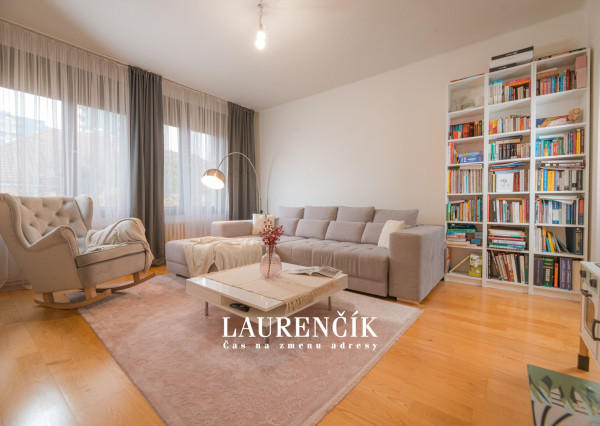 NA PREDAJ | RODINNÝ DOM VO VYHĽADÁVANEJ LOKALITE | TRENČÍN - KÚTY