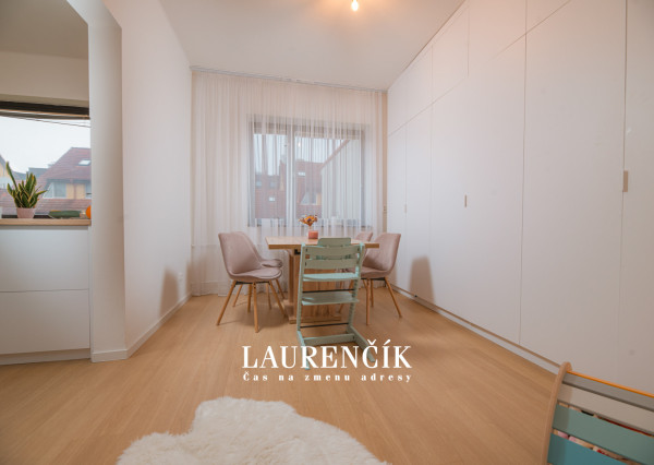 NA PREDAJ | RODINNÝ DOM VO VYHĽADÁVANEJ LOKALITE | TRENČÍN - KÚTY