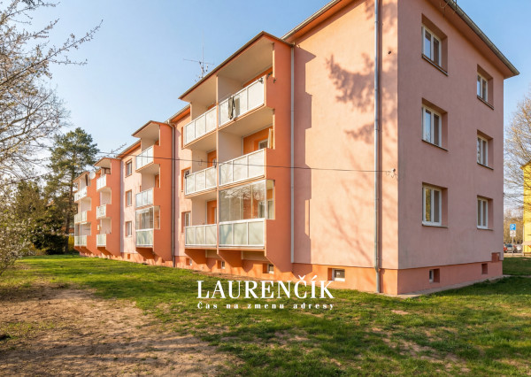 NA PREDAJ | 2 - IZBOVÝ BYT V TRENČÍNE, STROJÁRENSKÁ