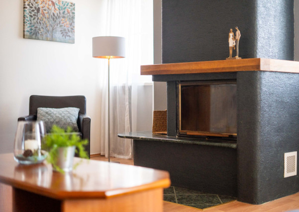 Na predaj reprezentatívny 6-izbový byt s garážou s výhľadom na Rakúsko