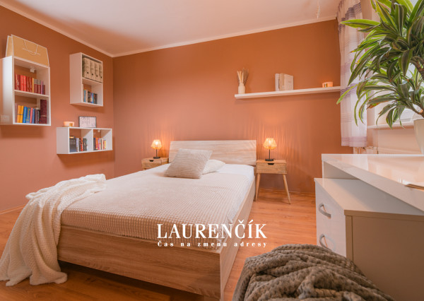 NA PREDAJ | 3 - IZBOVÝ BYT V TRENČÍNE - VÝCHODNÁ ULICA