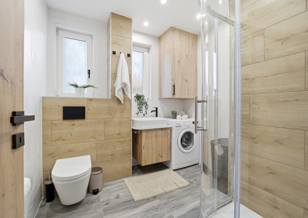 Na prenájom kompletne zariadený 2-izbový byt v Lozorne