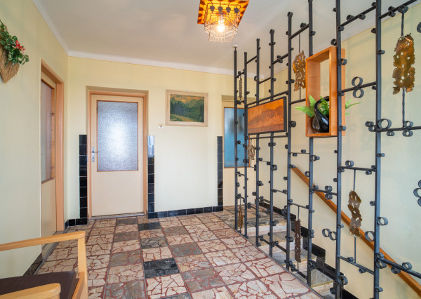 Na predaj samostatne stojaci rodinný dom v obci Veľké Leváre