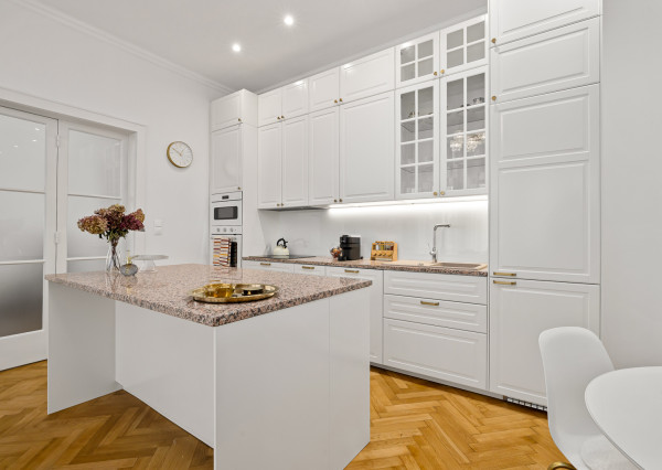 Na predaj štýlový 2-izbový byt v Starom Meste