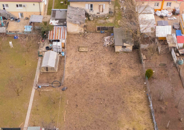 Na predaj rodinný dom s veľkým pozemkom v obci Šalgočka