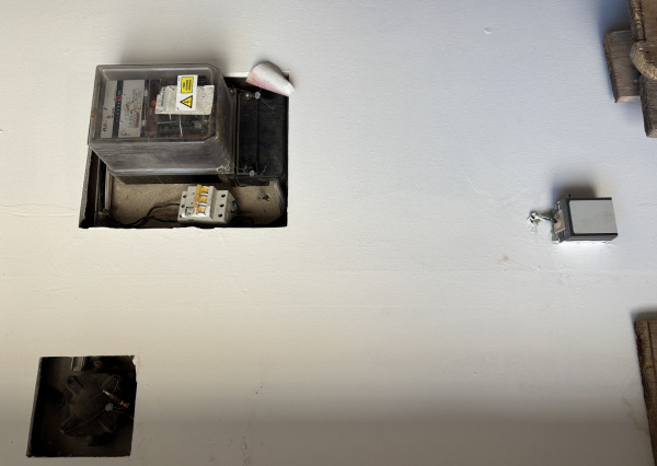 Na predaj garáž s elektrickým pripojením v Ružinove