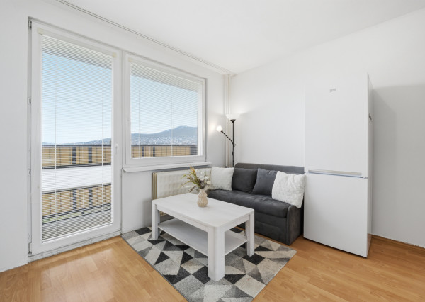 Na predaj 1-izbový byt s výhľadom na Zobor v Nitre