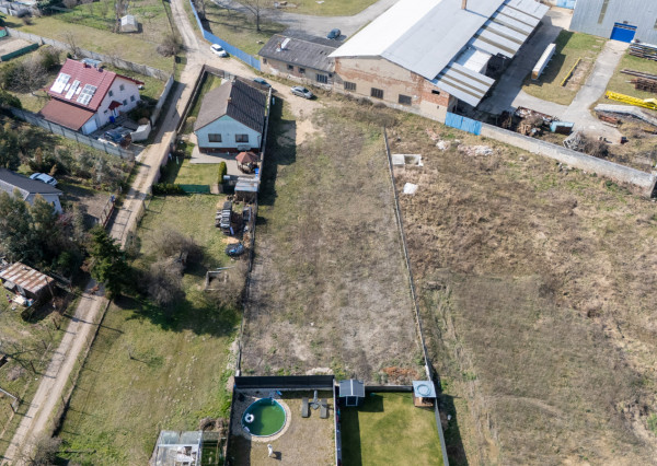 Na predaj pozemok s potenciálom rozvoja v Záhorskej Vsi