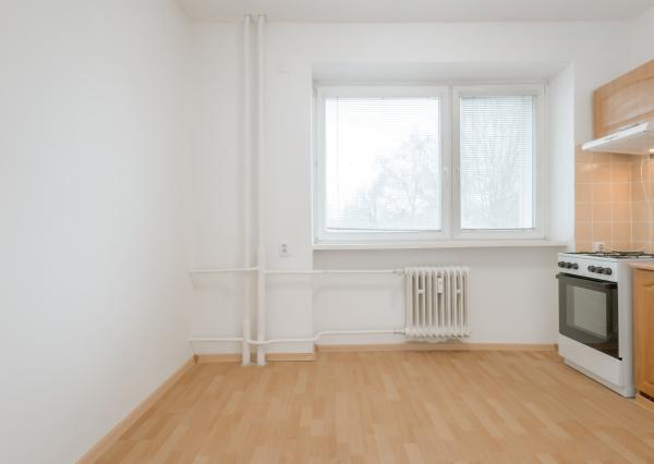 Na prenájom čiastočne zariadený 1-izbový byt v Martine-Podháj